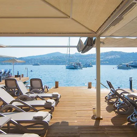 Marisol Boutique 3*