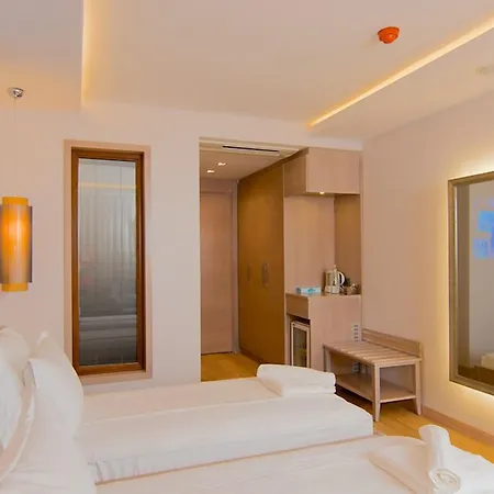 Otel Marisol Boutique 3*