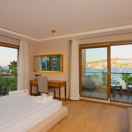 Hotell Marisol Boutique 3*