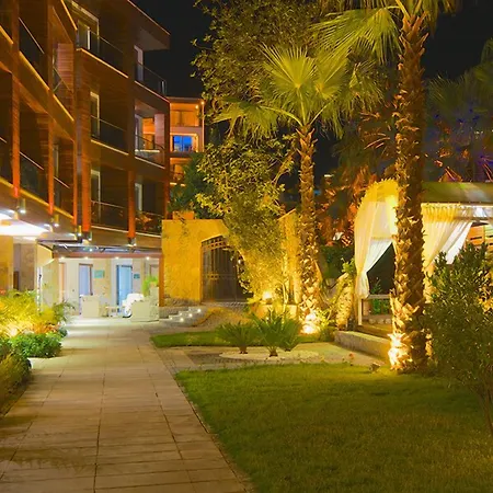 Отель Marisol Boutique