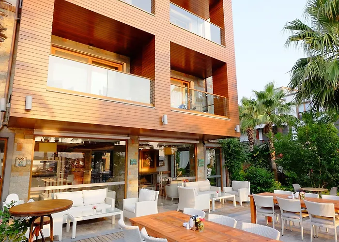Marisol Boutique 3*